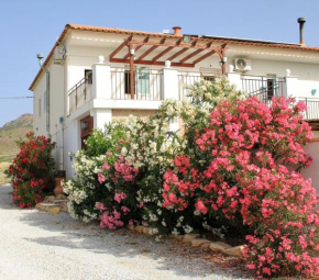 Casa Nuestro Sueño, Oria